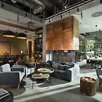 - Hotel, Conference &