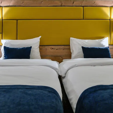 - Hotel, Conference & Hotell Sopot