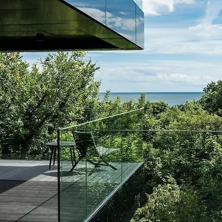 - Hotel, Conference & 4* Sopot