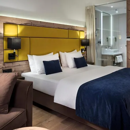 Hotel - Hotel, Conference & 4*