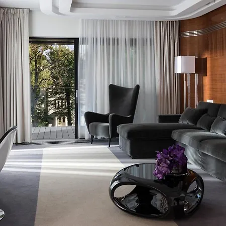 - Hotel, Conference & Отель Сопот