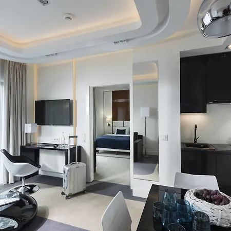 - Hotel, Conference & سوبوت