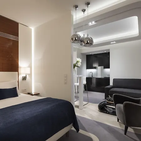 - Hotel, Conference & 4* سوبوت