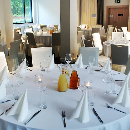 - Hotel, Conference & Hotel