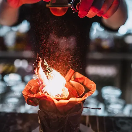 Отель - Hotel, Conference & 4*