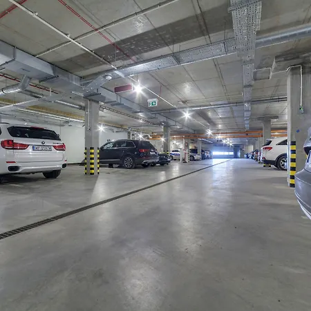 - Hotel, Conference & Hotel