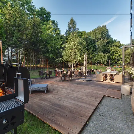 - Hotel, Conference & Отель 4*