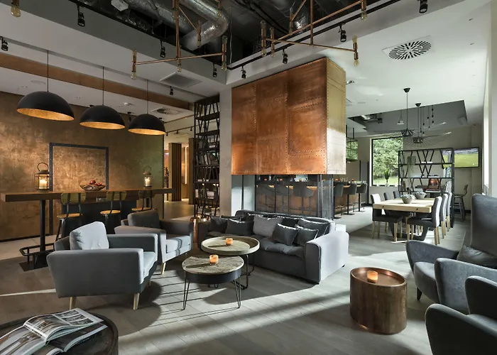 - Hotel, Conference &