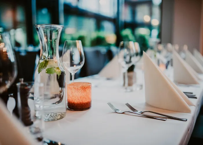 Hotell - Hotel, Conference & 4*