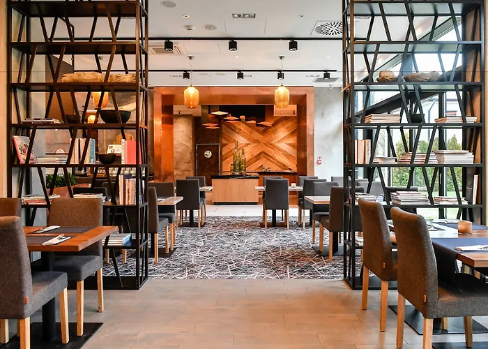 - Hotel, Conference & Hotell Sopot